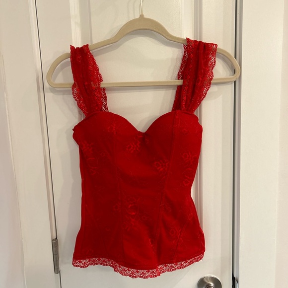 Spirit Halloween Red Lace Corset - Picture 4 of 5